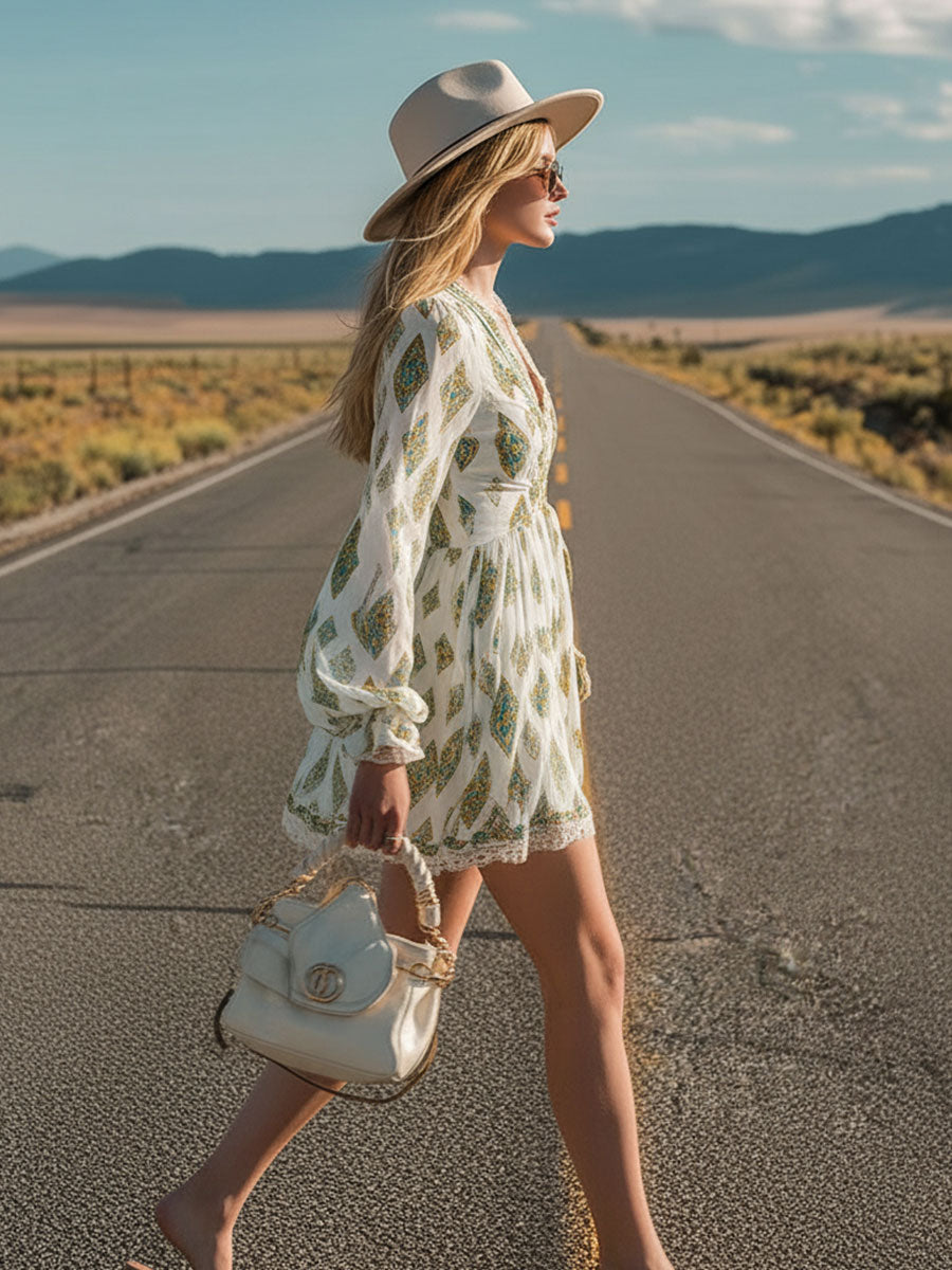Retro Lace Trim Ethnic Print White V-neck Short-sleeved Chiffon Mini Dress